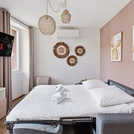 شقة Sweet Neuf - Climatise - Balcon - Centre كوغولين